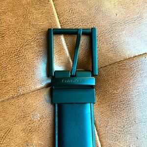 Men’s Calvin Klein reversible belt
